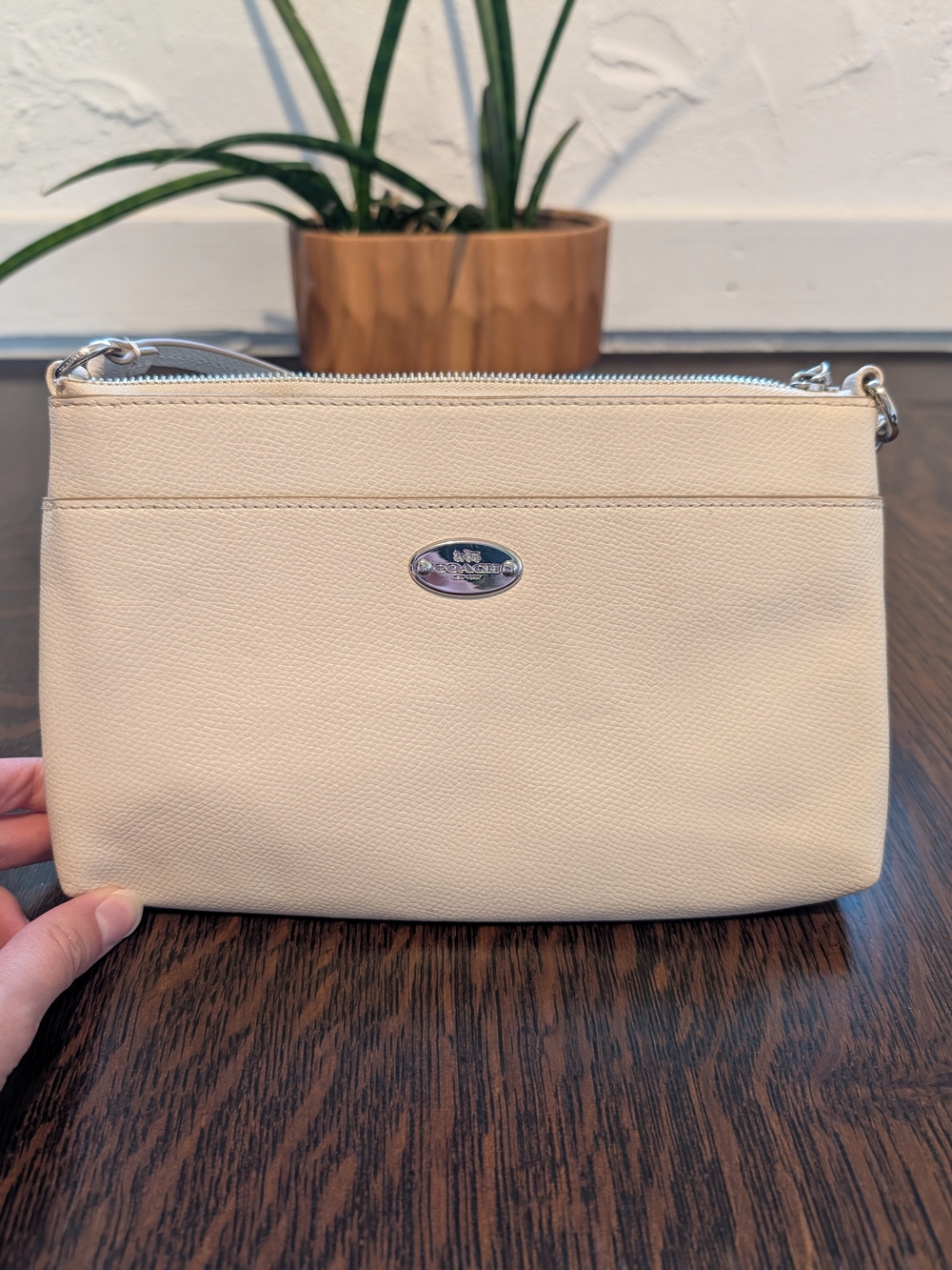 Coach Chalk White Crossgrain Leather Wristlet Clutch with Front Slip Pocket